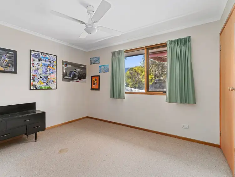 Fifth view of Homely house listing, 2 Higgins Court, Myrtleford VIC 3737