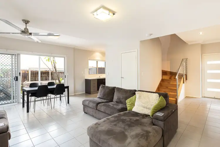 1/28 Smallman Street, Bulimba QLD 4171