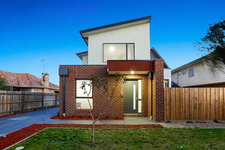 Main view of Homely townhouse listing, 1/113 Glenroy Road, Glenroy VIC 3046