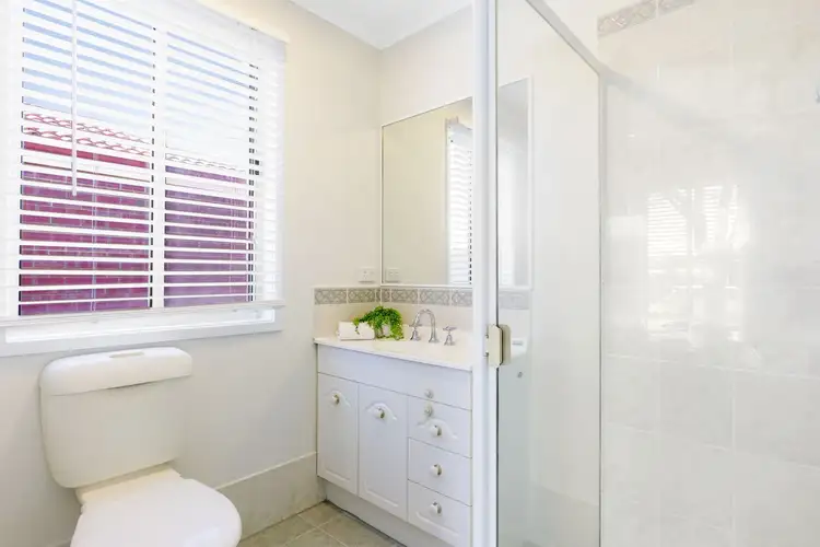 Sixth view of Homely house listing, 7 Normandy Close, Hoppers Crossing VIC 3029