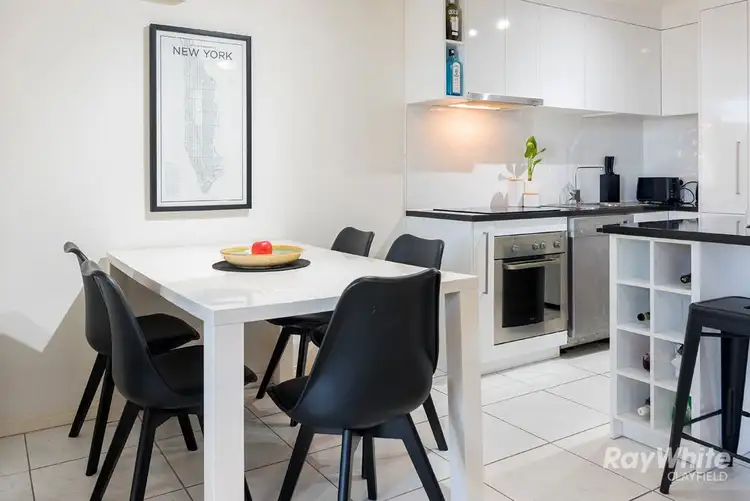 Sixth view of Homely unit listing, 2/33 Wongara Street, Clayfield QLD 4011