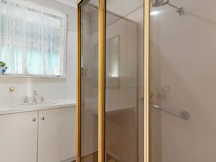 Sixth view of Homely house listing, 7 Graeme Court, Benalla VIC 3672