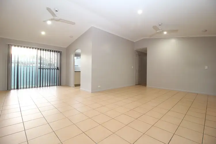 Sixth view of Homely house listing, 9 Buchholz Place, Emerald QLD 4720