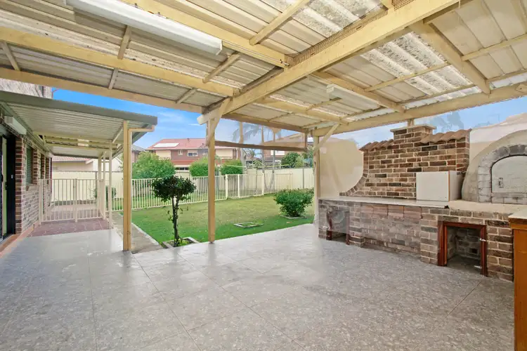 Sixth view of Homely house listing, 11 Fitzroy Close, St Johns Park NSW 2176