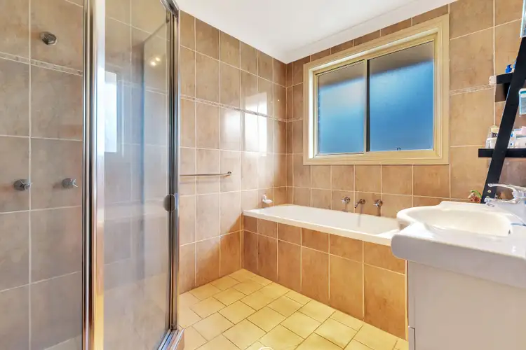 Seventh view of Homely house listing, 2 Swansea Place, West Hoxton NSW 2171