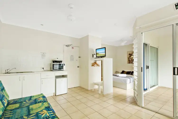 Second view of Homely unit listing, 19/2 Erromango Drive, Jubilee Pocket QLD 4802