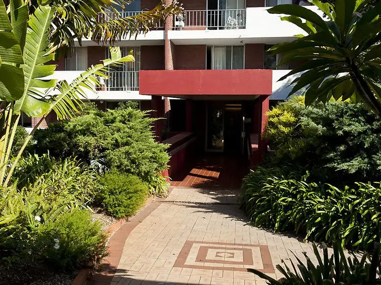 69 King George Street