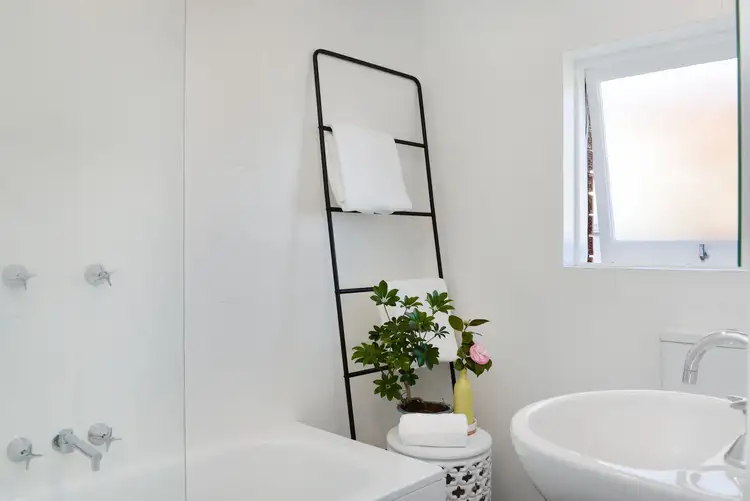 Sixth view of Homely apartment listing, 6/7 Hendy Avenue, Coogee NSW 2034