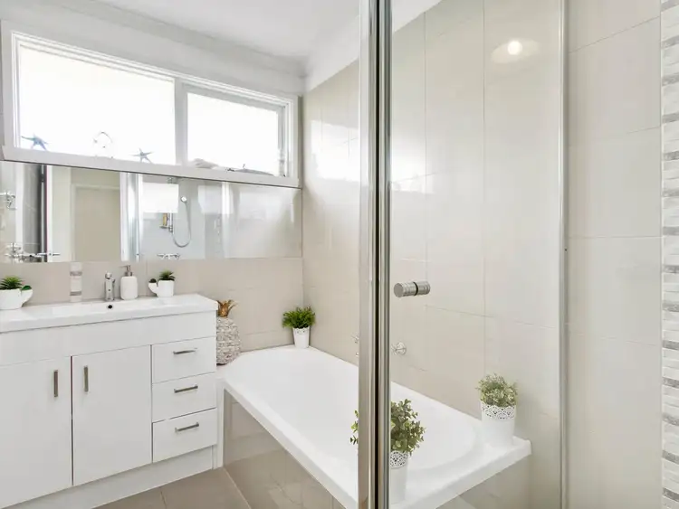 Sixth view of Homely house listing, 14 Hollydale Close, Berwick VIC 3806