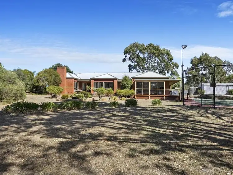 10 Packard Drive, Ararat VIC 3377