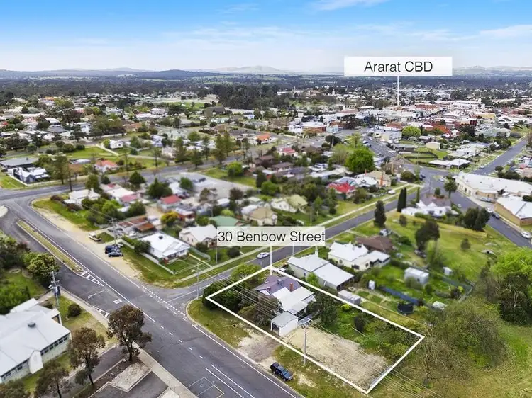 30 Benbows Street, Ararat VIC 3377