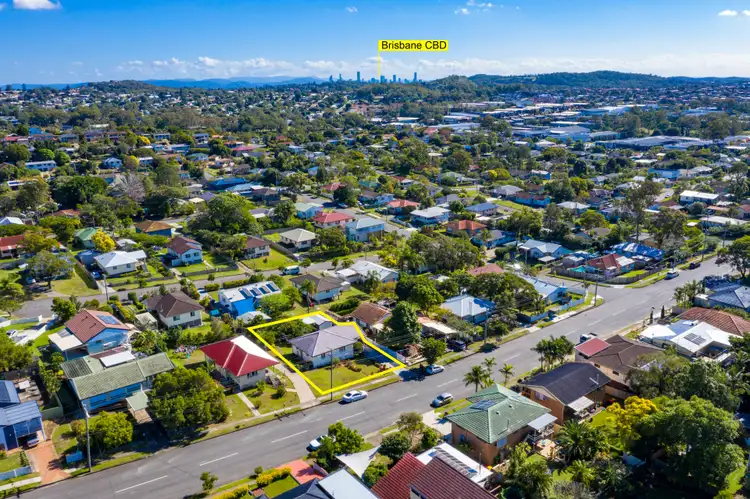 Third view of Homely house listing, 43 Luprena Street, Mansfield QLD 4122