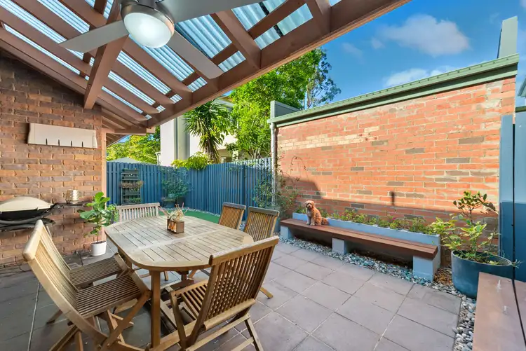 2/15 Foster Street, Newmarket QLD 4051