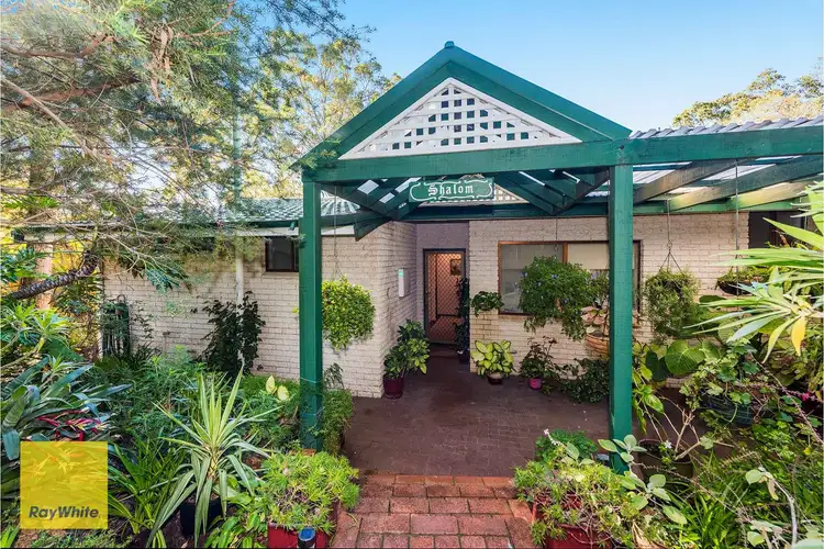 6 Echo Road, Kalamunda WA 6076