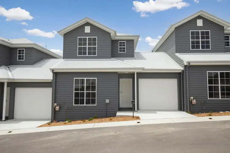 10 Lark Street, Elermore Vale NSW 2287