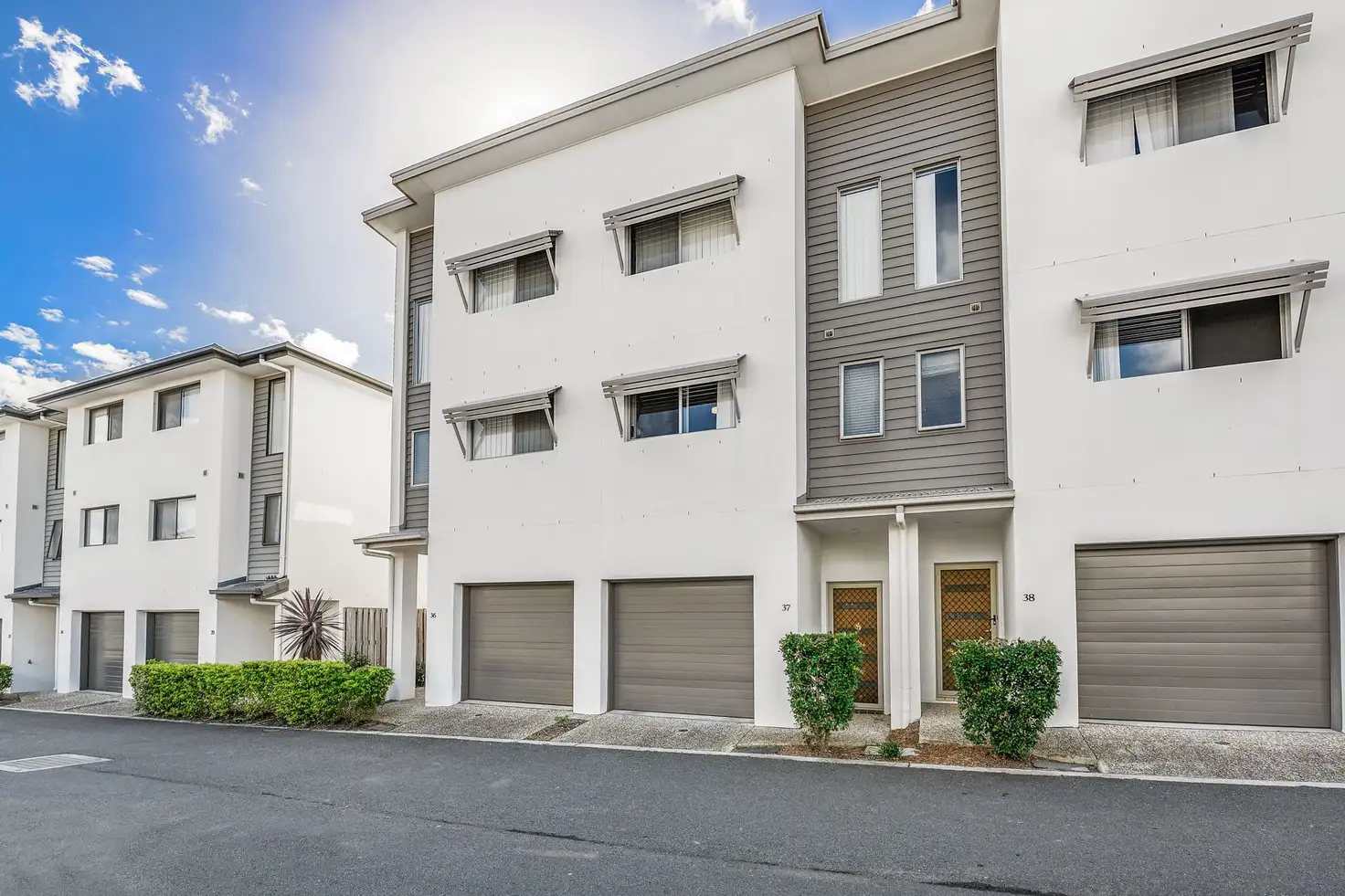 Main view of Homely townhouse listing, 37/10 Radiant Street, Taigum QLD 4018