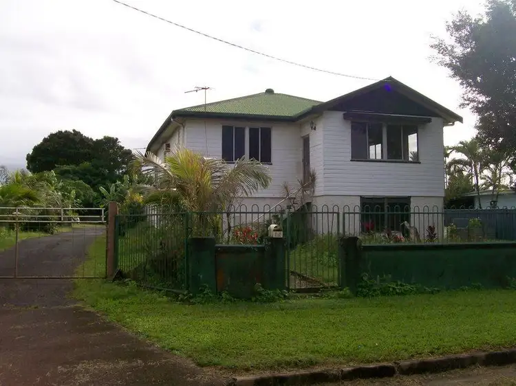 35 Acacia Street, Goondi Bend QLD 4860