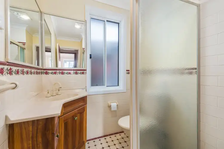 Fifth view of Homely house listing, 4 Weemala Crescent, Koonawarra NSW 2530