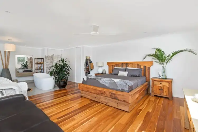 Sixth view of Homely house listing, 4 Blackwood Place, Palm Beach QLD 4221