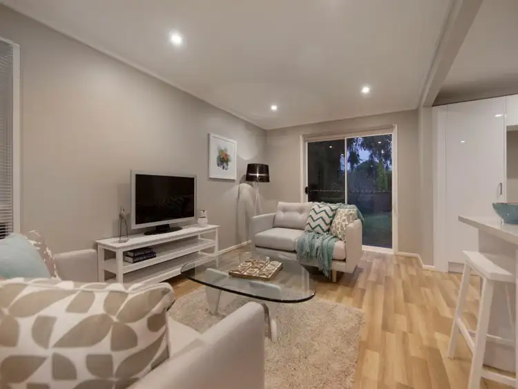 Seventh view of Homely house listing, 2 Carlisle Court, Frankston VIC 3199