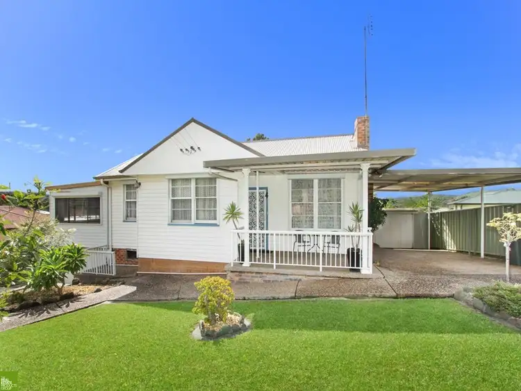 41 Graham Street, Unanderra NSW 2526
