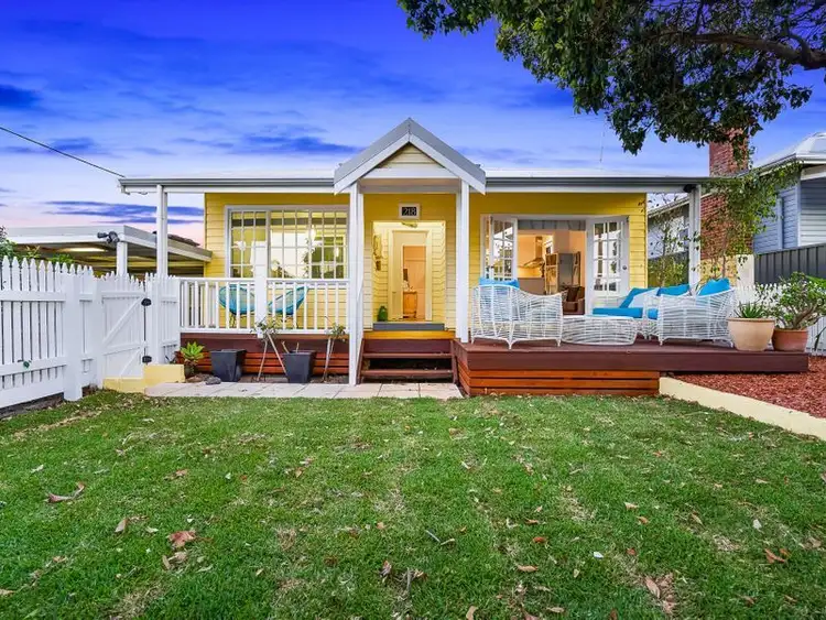 218 Ravenscar Street, Doubleview WA 6018