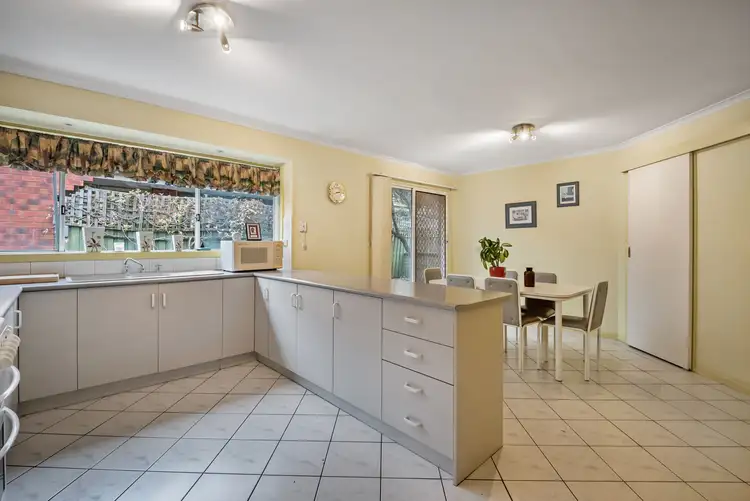 Third view of Homely house listing, 5 Perry Court, Roxburgh Park VIC 3064