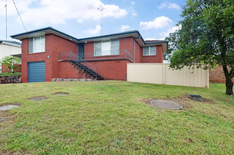 8 Bunning Avenue, Rutherford NSW 2320