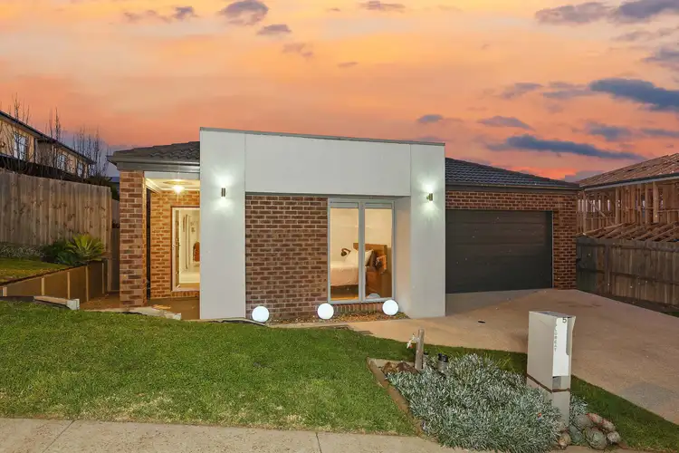 5 Floreat Avenue, Highton VIC 3216