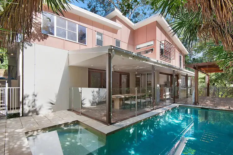 5 Sands Place, Chapel Hill QLD 4069