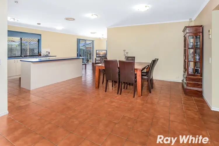 15 Blaxland Place, Narangba QLD 4504