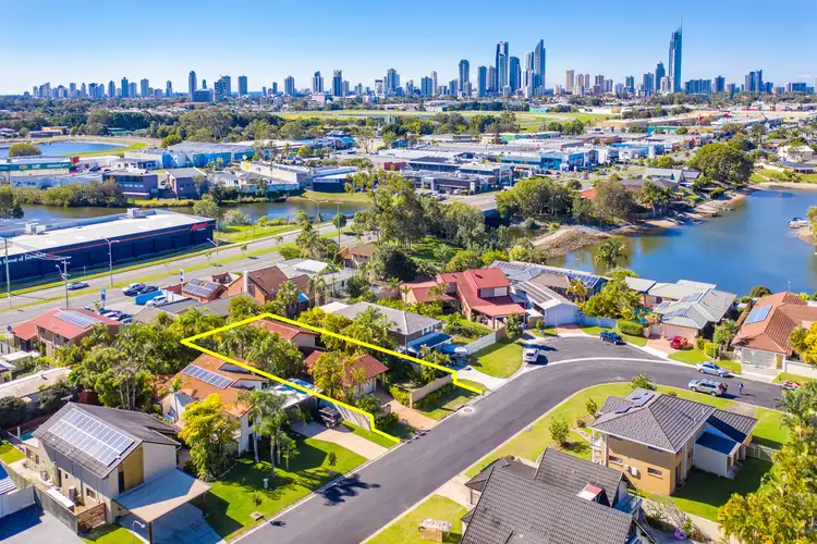 14 Ayrshire Avenue, Benowa Waters QLD 4217
