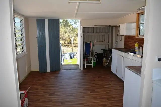 Sixth view of Homely house listing, 10 Aqua Street, Blackall QLD 4472
