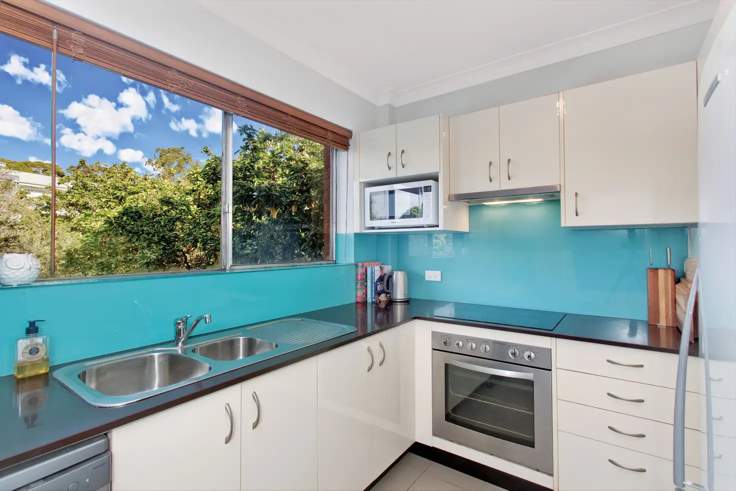Main view of Homely unit listing, 10/15 Kingsway, Dee Why NSW 2099