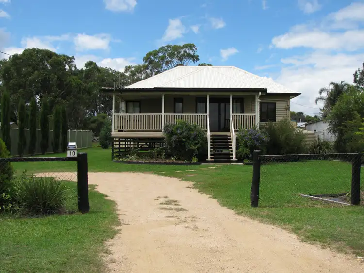 Main view of Homely house listing, 10 Park Road, Crows Nest QLD 4355