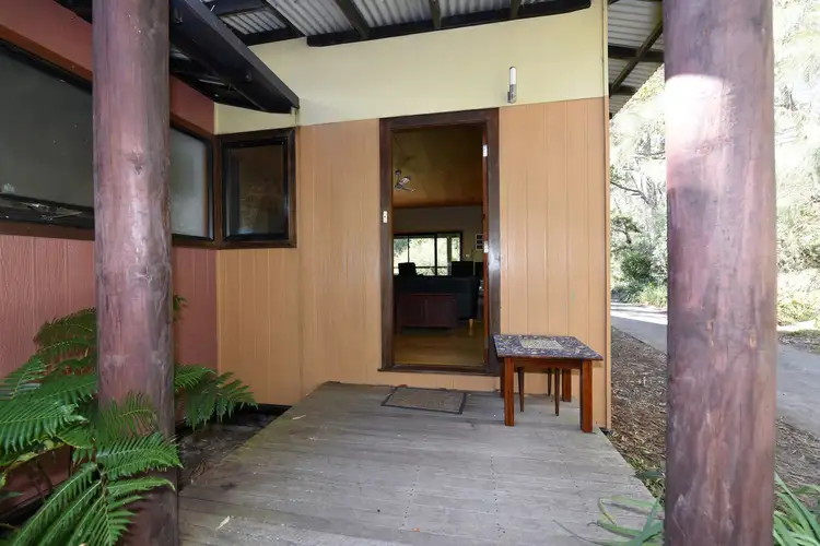 104 Sanctuary Point Road