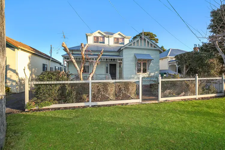 15 Mckinnon Street, Camperdown VIC 3260