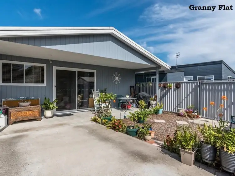 1 Barrenjoey Road, Ettalong Beach NSW 2257