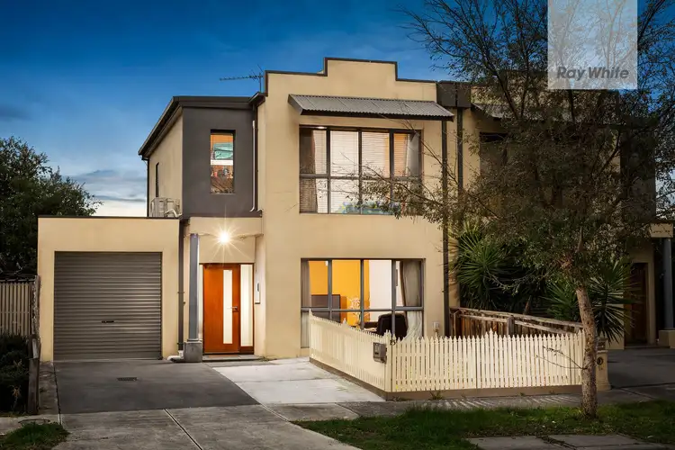 Fifth view of Homely house listing, 15 Samuel Court, Bundoora VIC 3083