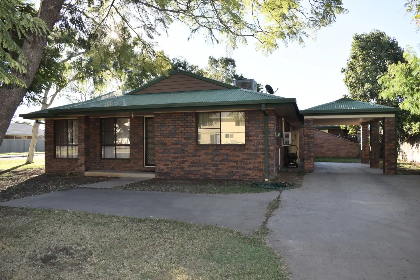 Main view of Homely unit listing, 1/9 Egan Street, Emerald QLD 4720