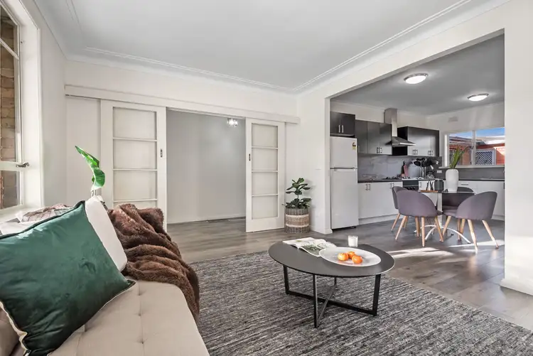 118 Cheddar Road, Reservoir VIC 3073