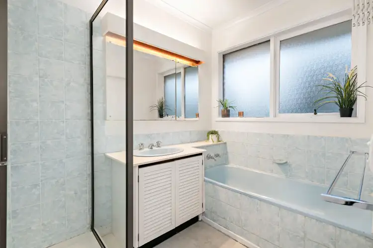 Sixth view of Homely house listing, 4 Jerome Court, Frankston VIC 3199