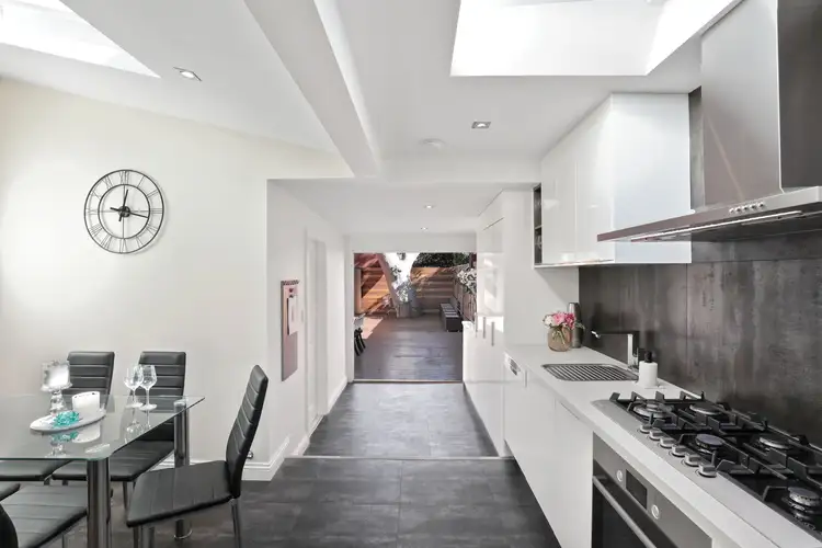 15 Commodore Street, Newtown NSW 2042