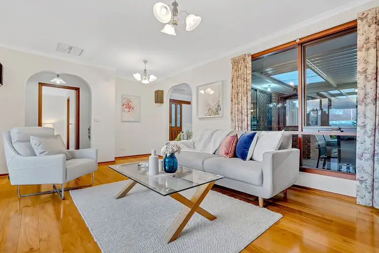 Seventh view of Homely house listing, 15 Balcombe Court, Craigieburn VIC 3064