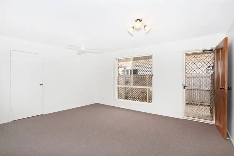 Fifth view of Homely unit listing, 2/94 Amarina Avenue, Mooloolaba QLD 4557