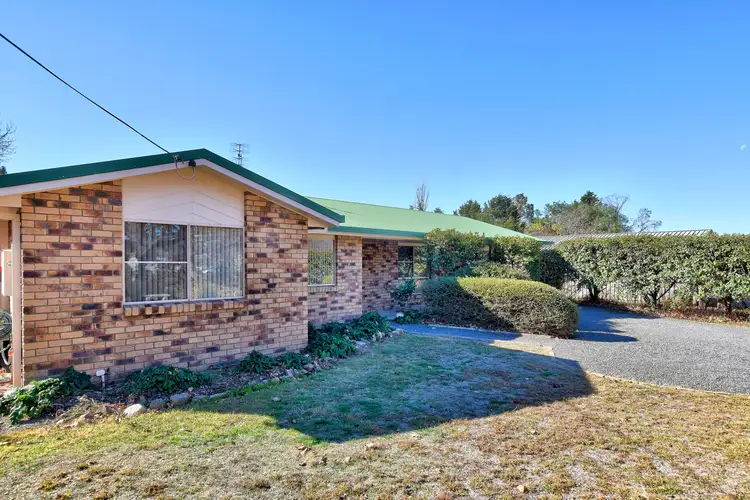 18 Naas Street, Tenterfield NSW 2372