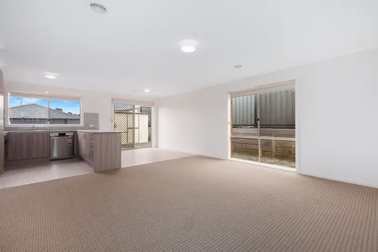 Third view of Homely unit listing, 6/94 Lampard Road, Drouin VIC 3818