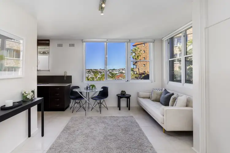 Main view of Homely studio listing, 15/4 Barncleuth Square, Elizabeth Bay NSW 2011