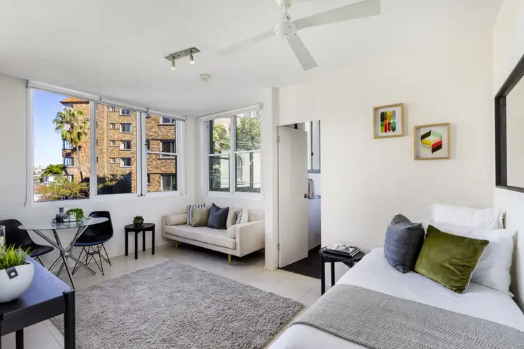 Fourth view of Homely studio listing, 15/4 Barncleuth Square, Elizabeth Bay NSW 2011