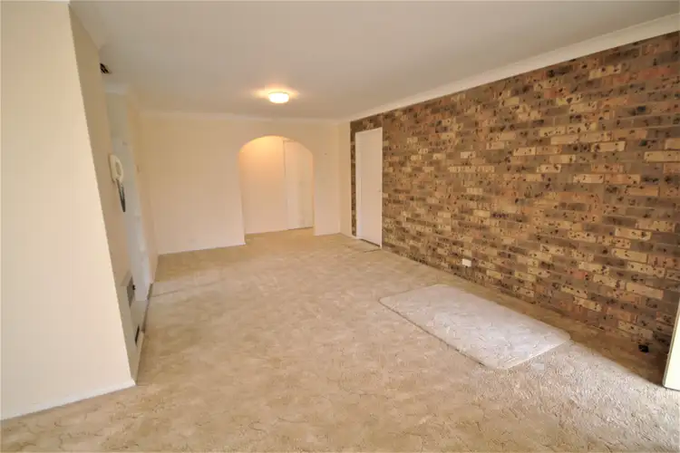 Fifth view of Homely unit listing, 5/10 Blackett Avenue, Young NSW 2594